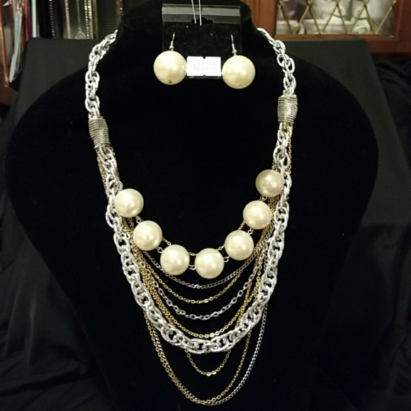 ☺️chunky pearl necklace set - Picture 1 of 3